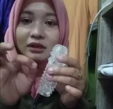 Ngentot Cewek Jilbab Pink Indo Bispak Hot