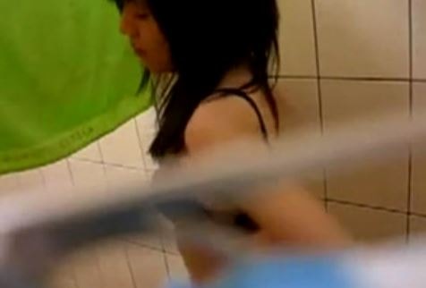 Video Sex SMA Bandung Lagi Mandi INDO18 COM 